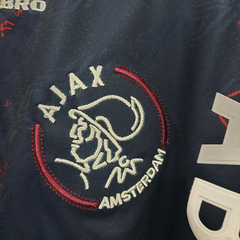 Ajax Away 1995