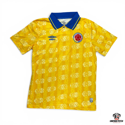Colombia Home 1993/1994 (No name or number)