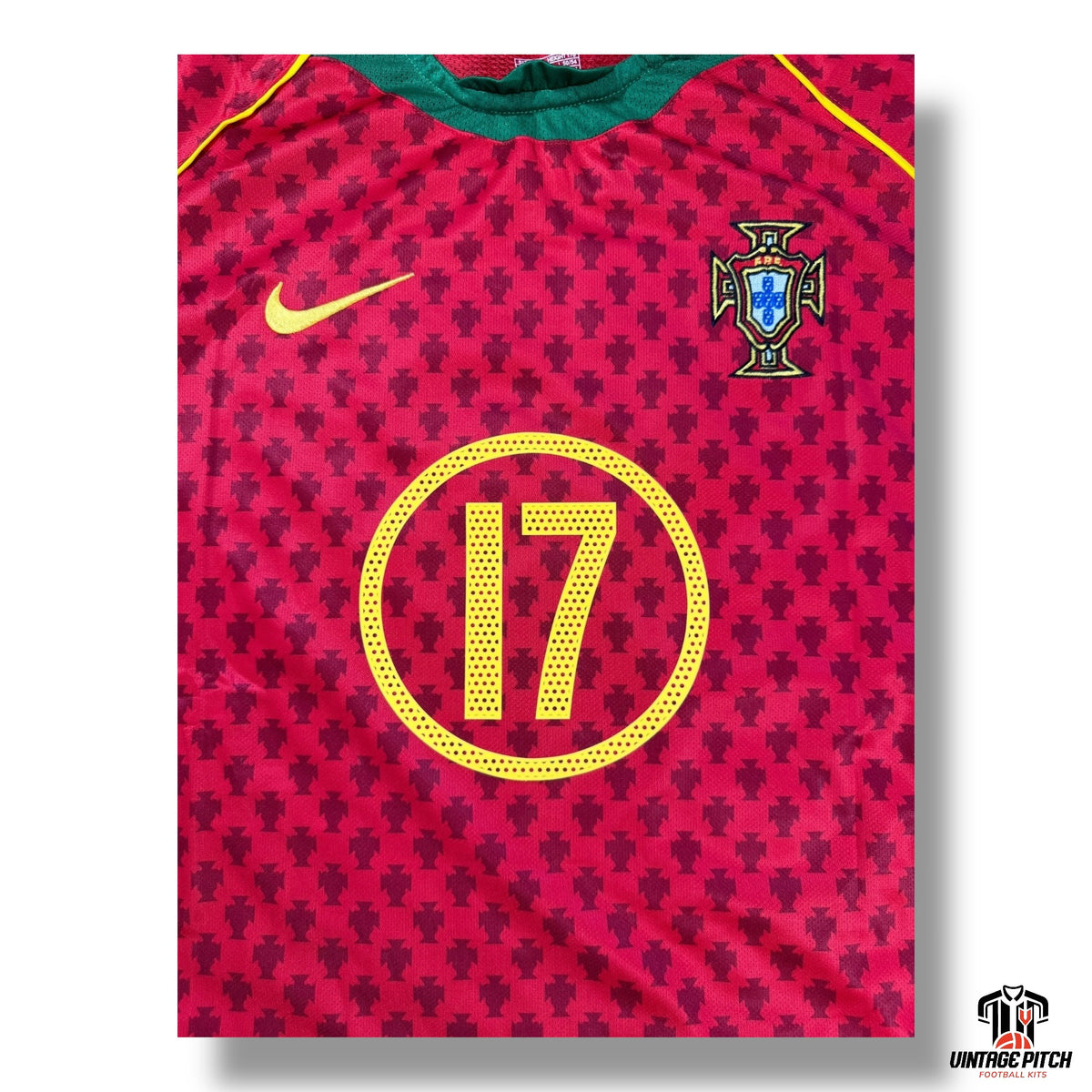 Portugal Home 2004 (C. Ronaldo #17)