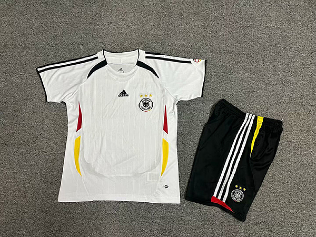 Germany Home 2006 - Kids