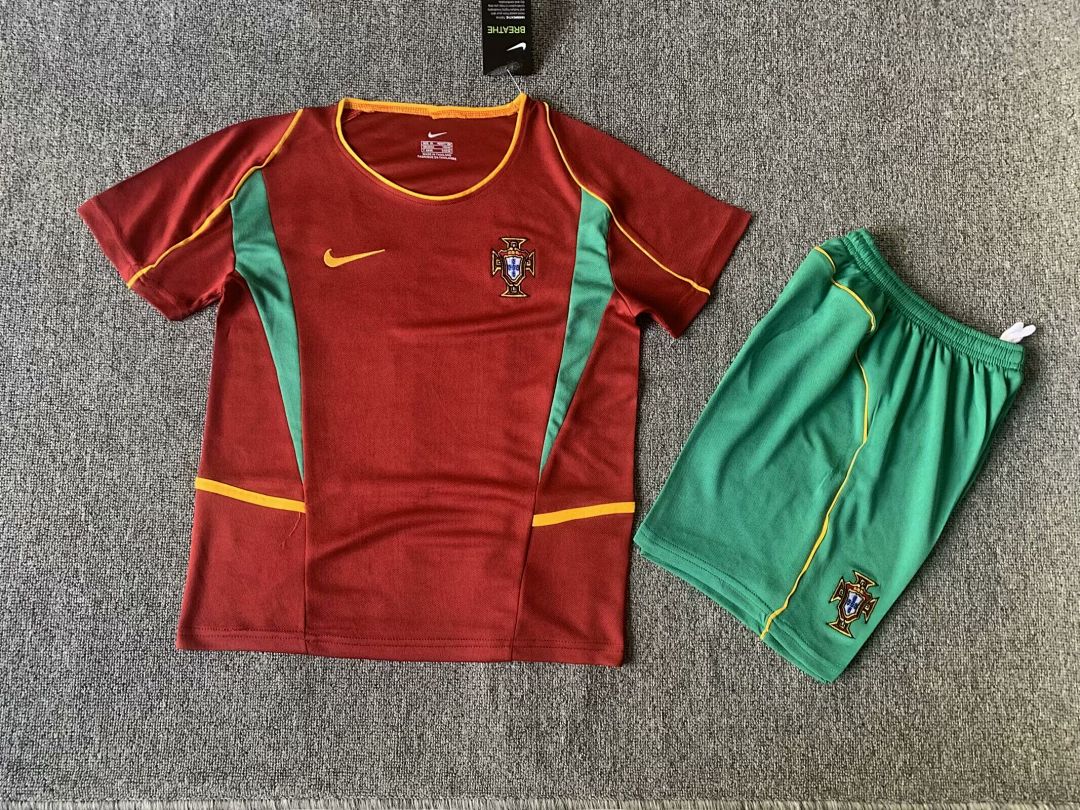 Portugal Home 2002 - Kids